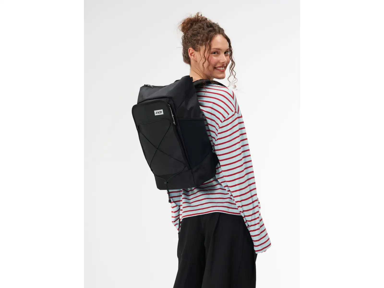 Aevor batoh AEVOR Day Pack FLX PROOF BLACK