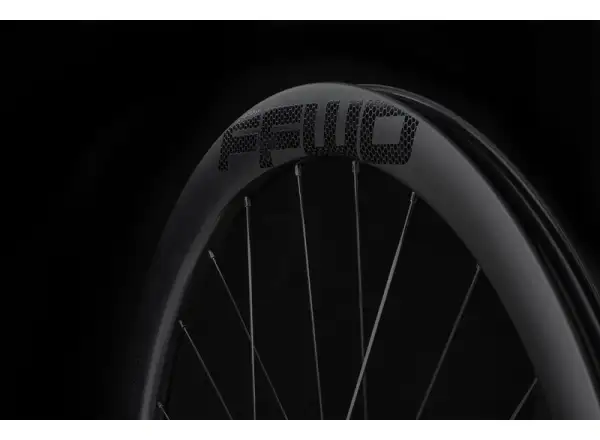 FFWD RYOT44 FFWD 2:1 Straßenkarbonräder MattSchwarz Tubeless, Nabe XDR