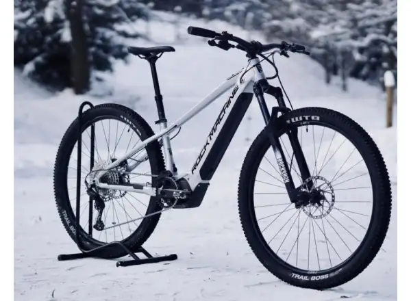 Rock Machine Blizz e60-29 Glanz Silber/Schwarz E-Bike.