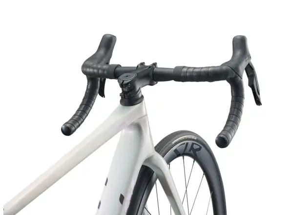 Giant Defy Advanced Pro 1 Rennrad weiß