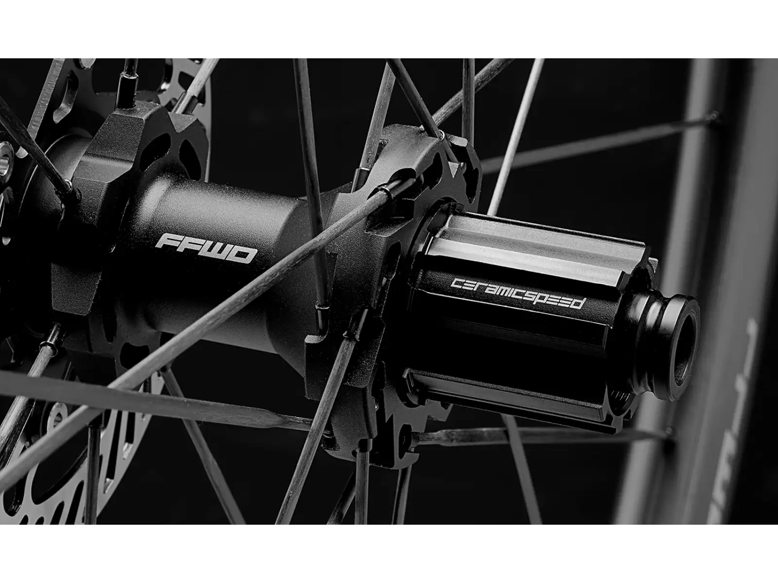 FFWD RAW CS 44 Straßenräder Matt Schwarz