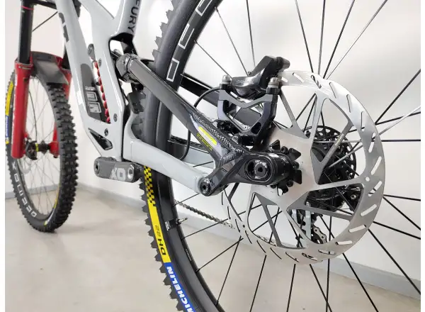 GT Fury Custom Downhill-Bike Größe M.