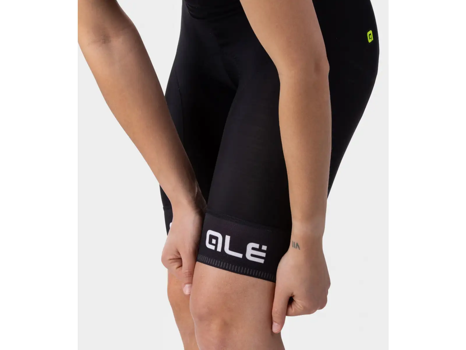 Alé PR-R Sella Plus Lady Damen Shorts mit Latz und Polsterung Fluo Pink