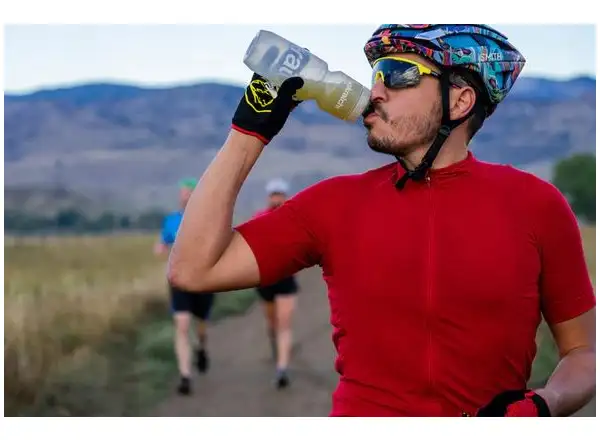 Skratch Labs Hydration Sport Drink Mix Ionisches Getränk 440 g Zitrone/Limette