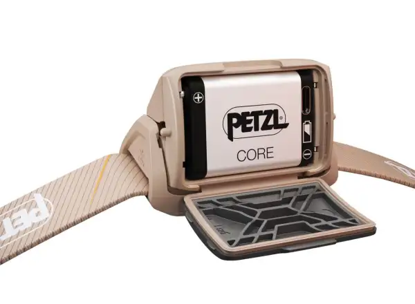 Petzl TIKKA CORE 2025 Stirnlampe braun