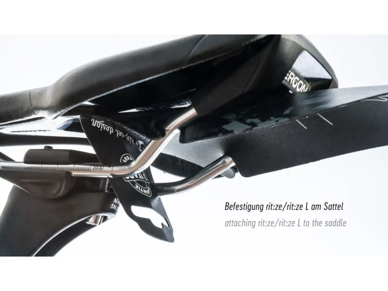 Rie:sel Design Rit:ze Schutzblech Stealth