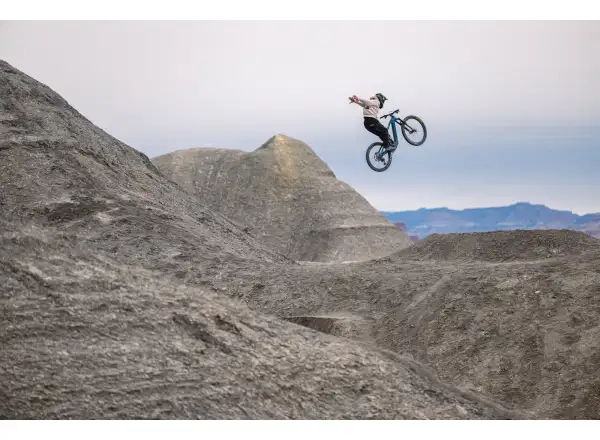 Santa Cruz Bullit 4 C MX 27 90 CH E-Bike Matte Carbon