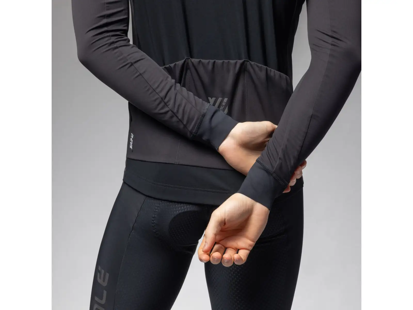 Alé R-EV1 Defence 2.0 Herren Fahrradjacke schwarz