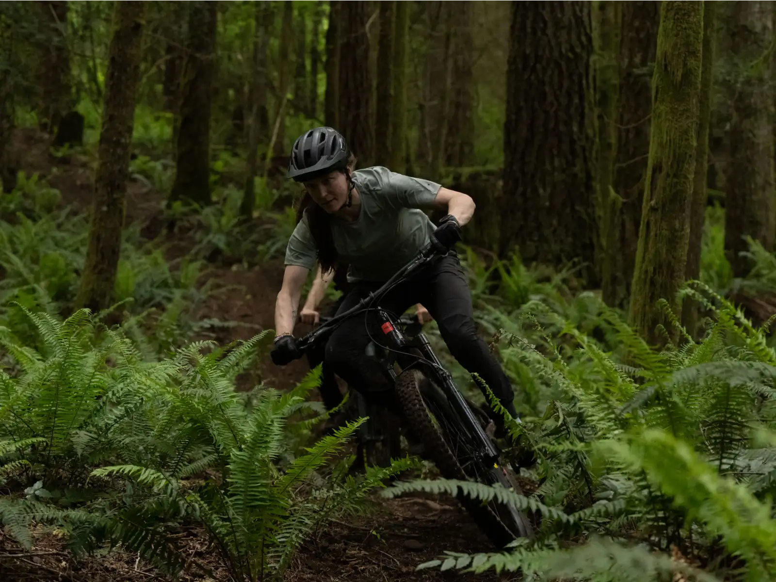 Santa Cruz Vala 1 AL MX 27 Deore 6200 CH E-Bike Gloss Black