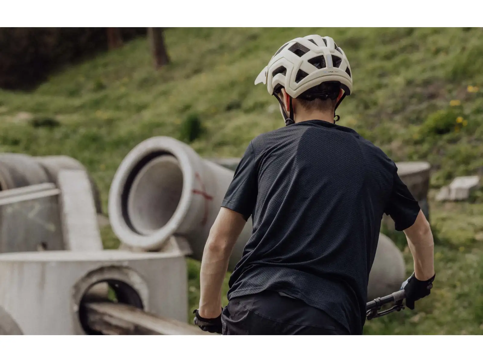 Force Trail MTB Helm cremefarben