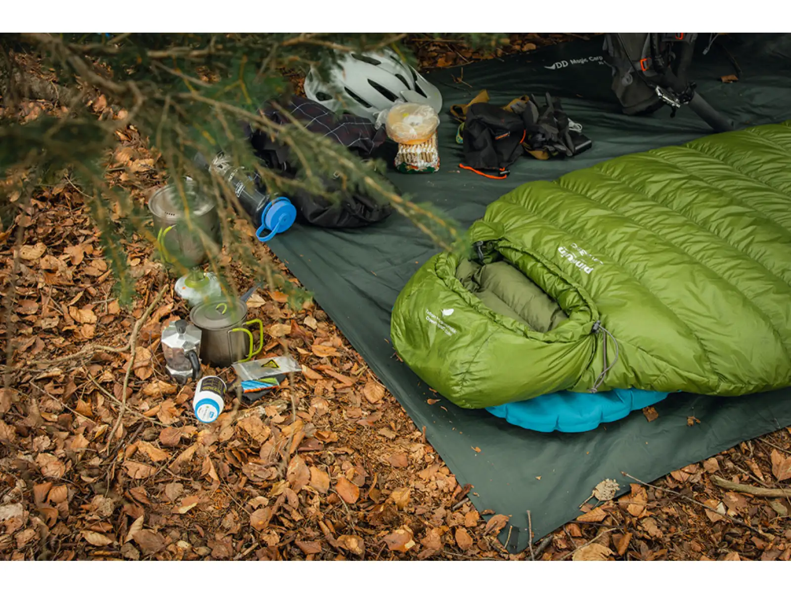 Pinguin Lava 350 Schlafsack 195 cm grün links