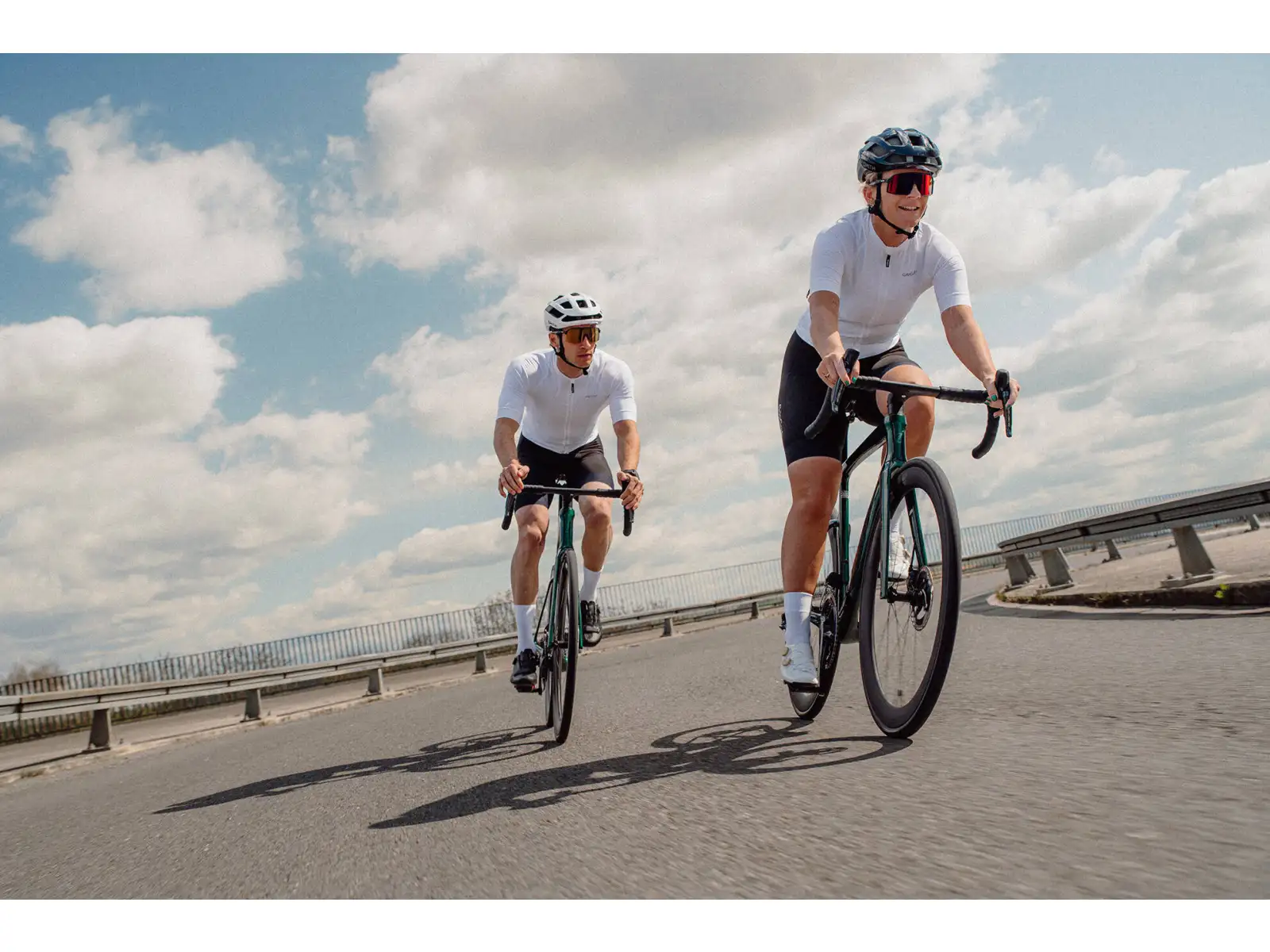 Isaac Meson 105 Di2 Rennrad Jade Green