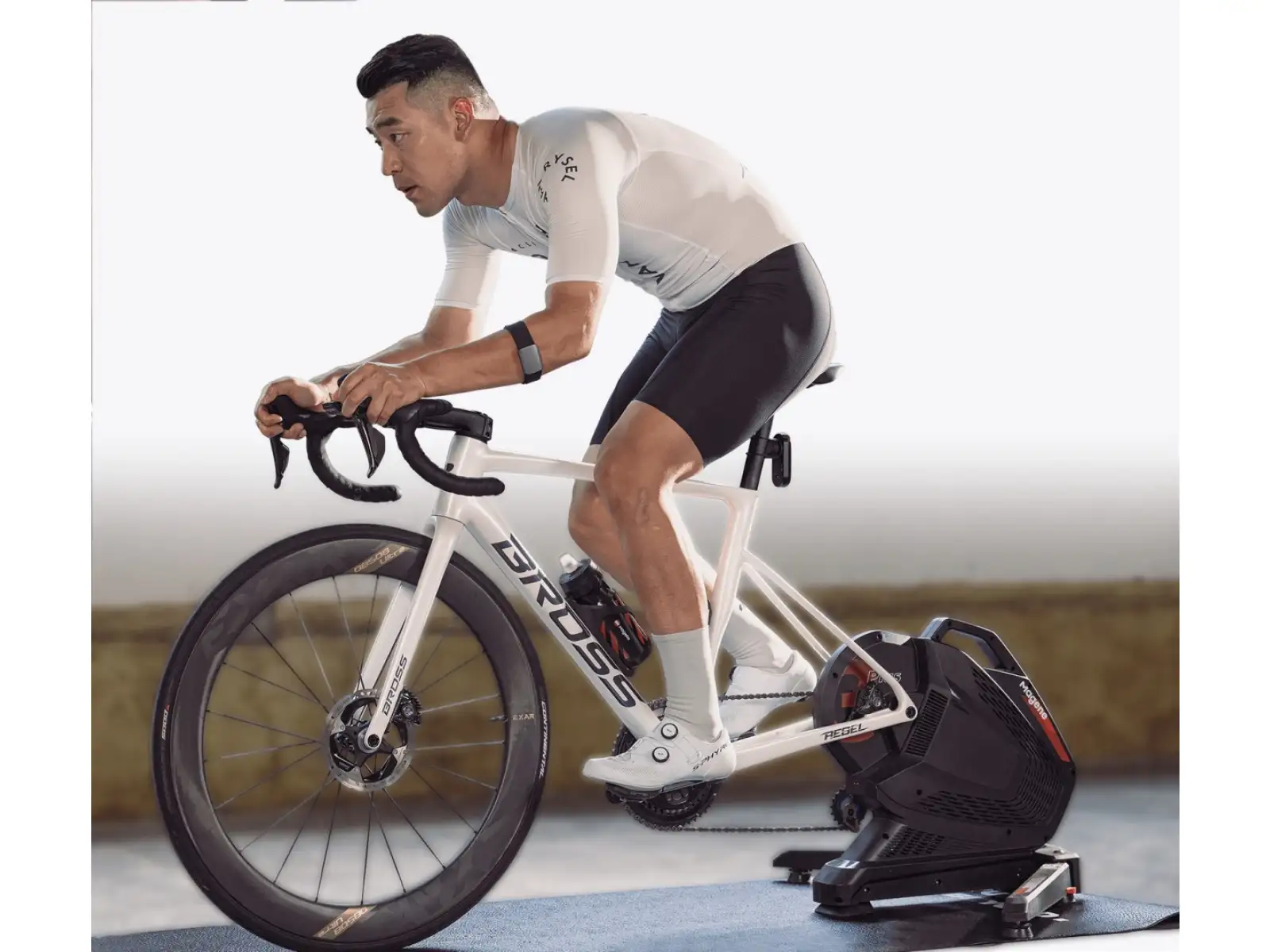 Magene T300P Smart Trainer + 11sp. Kassette