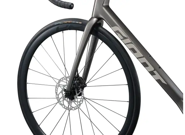 Giant TCR Advanced 2 KOM Rennrad Stealth Chrome