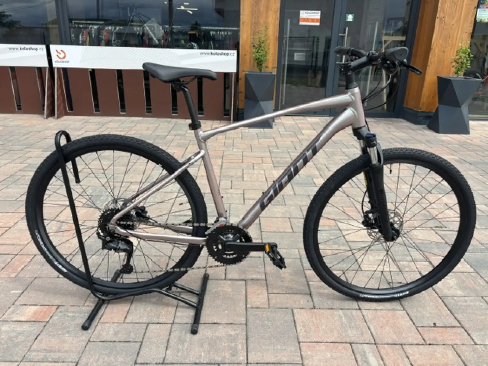 Giant Roam 3 Trekkingrad Shell White MUSTER