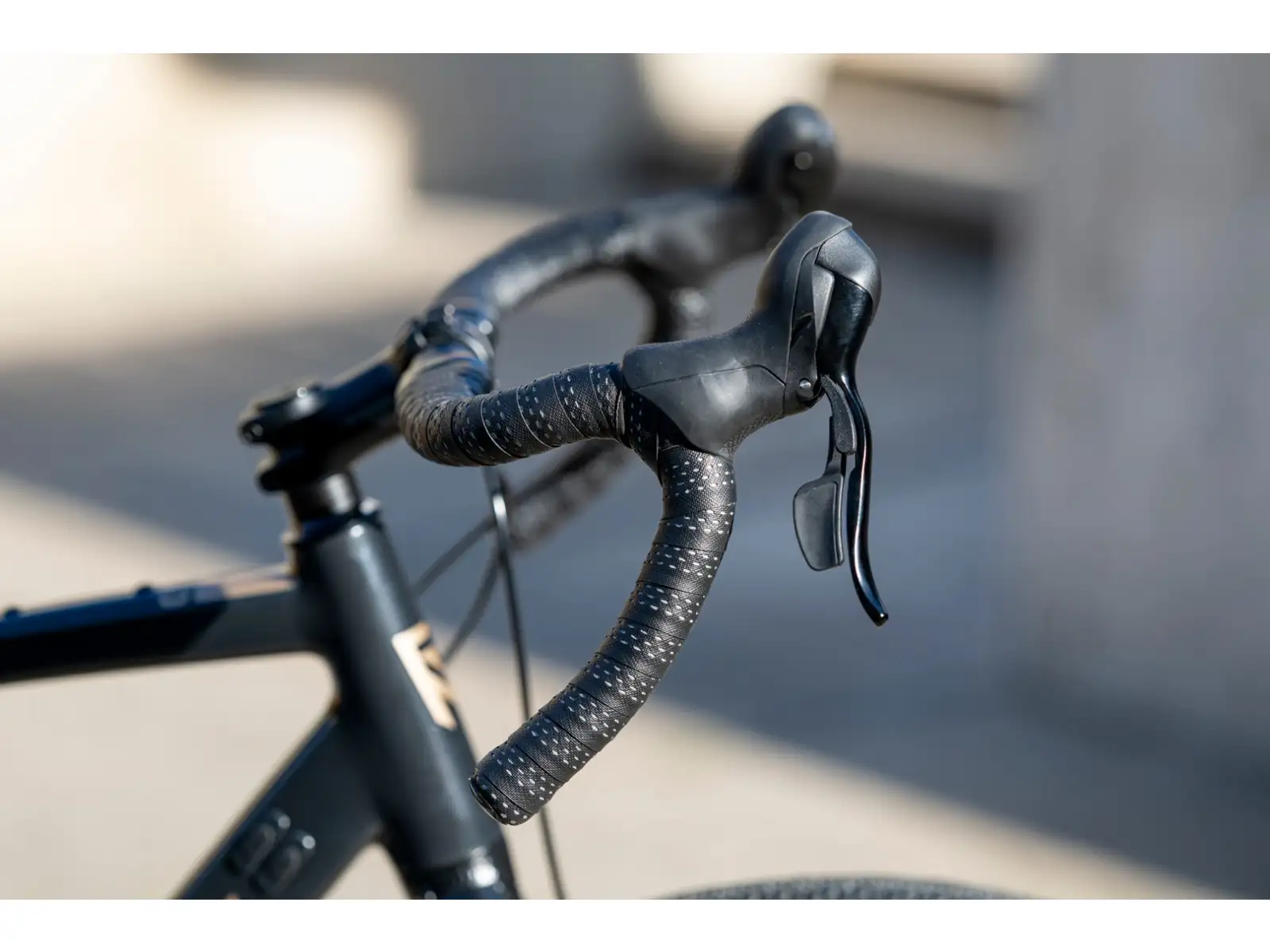 Rock Machine Gravelride 200 Gravelrad Gloss Black/Sand