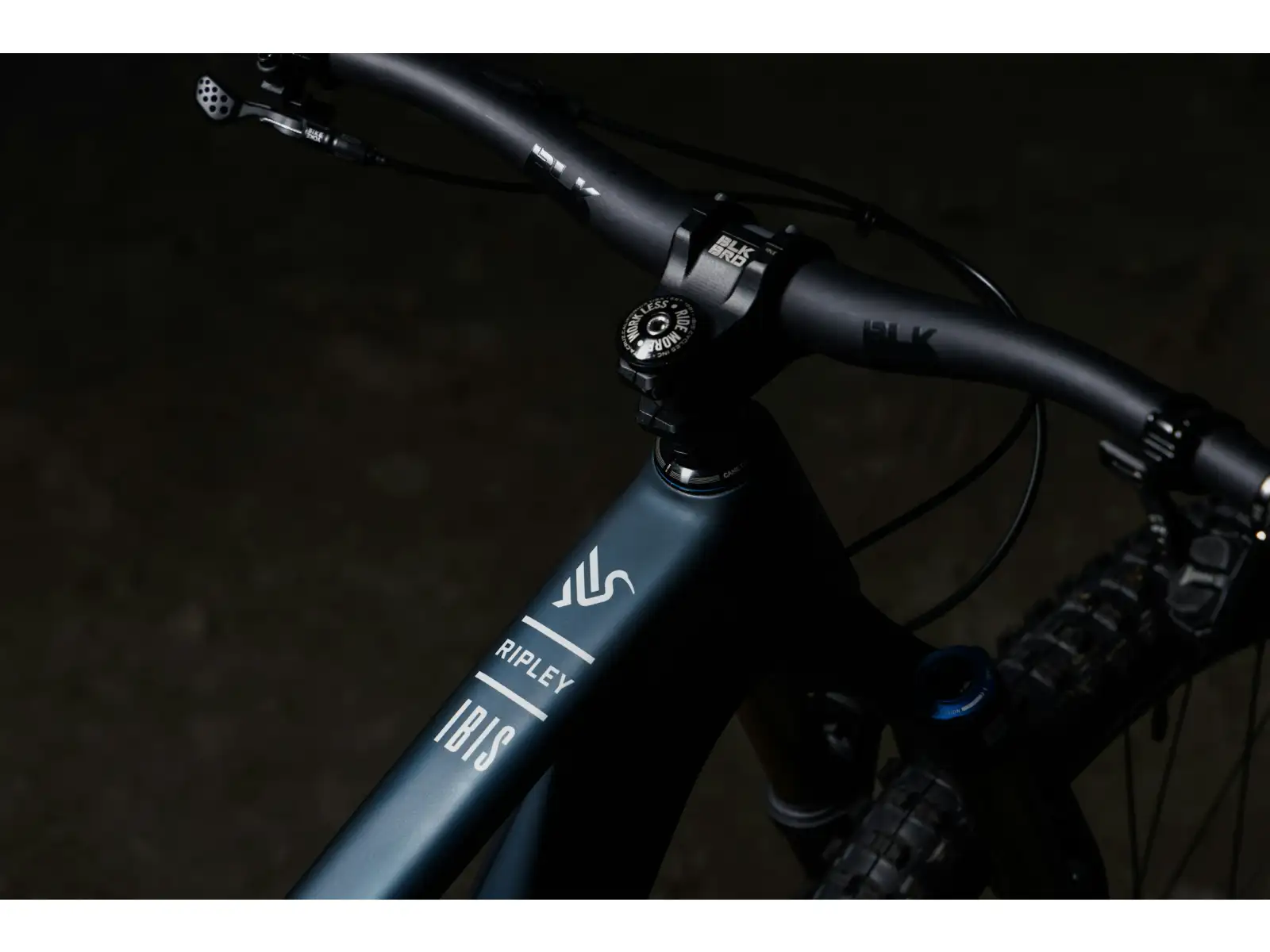 Ibis Ripley V5 Deore XT Mountainbike Blue Hour -> Ibis Ripley V5 Deore XT Mountainbike Blaue Stunde